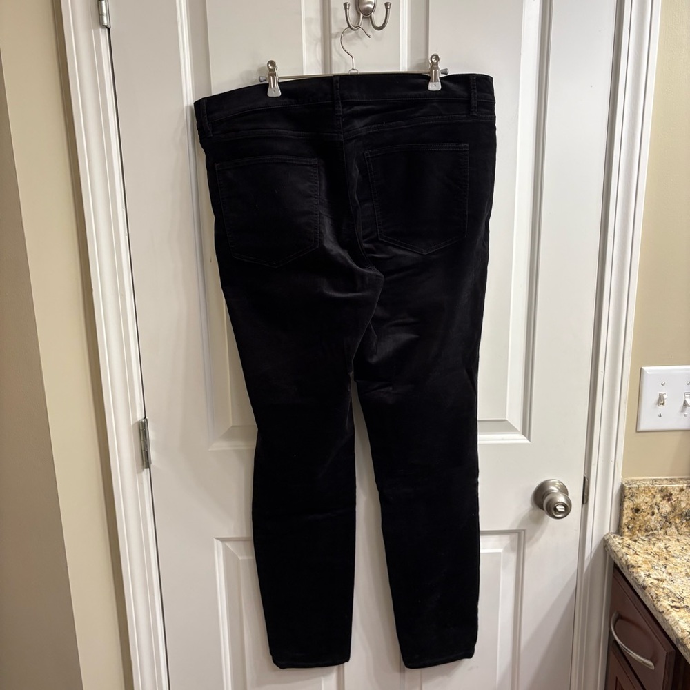 Tall Ann Taylor Black Velvet Modern Skinny Pants 16 Tall - Picture 5 of 11